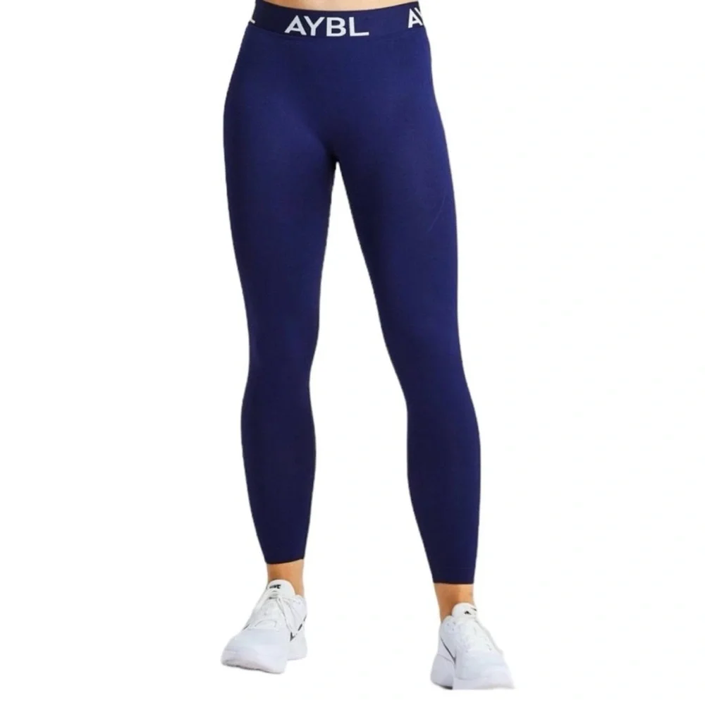 AYBL Navy Staple Seamless Low Rise Athletic Leggings - small